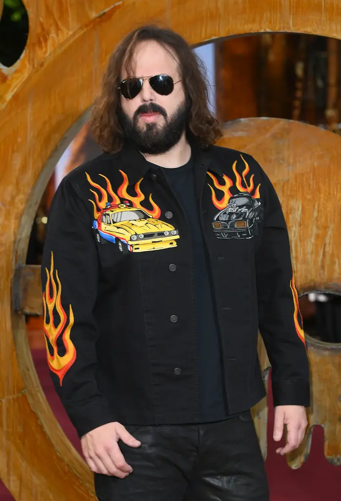 Angus Sampson