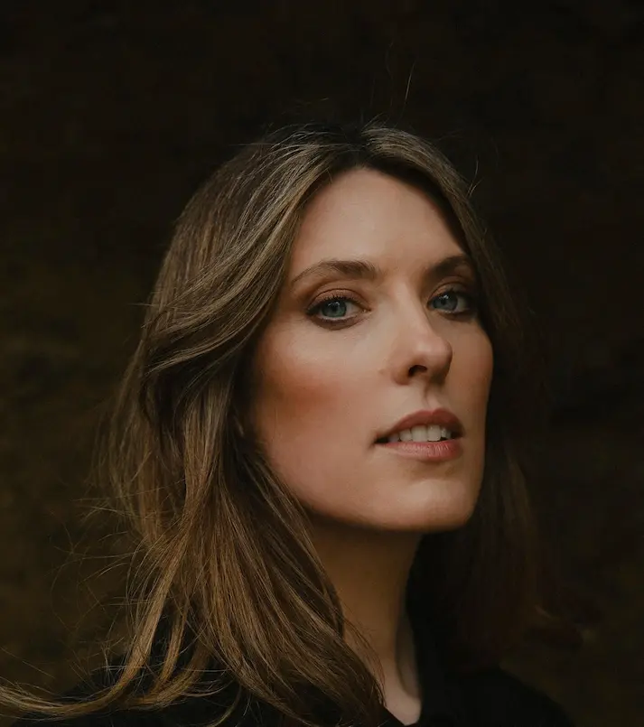 Rebecca Thomas
