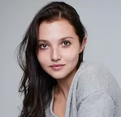 Mia McKenna-Bruce
